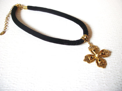 Vintage The Limited Velvet Black Pendant Necklace 123116