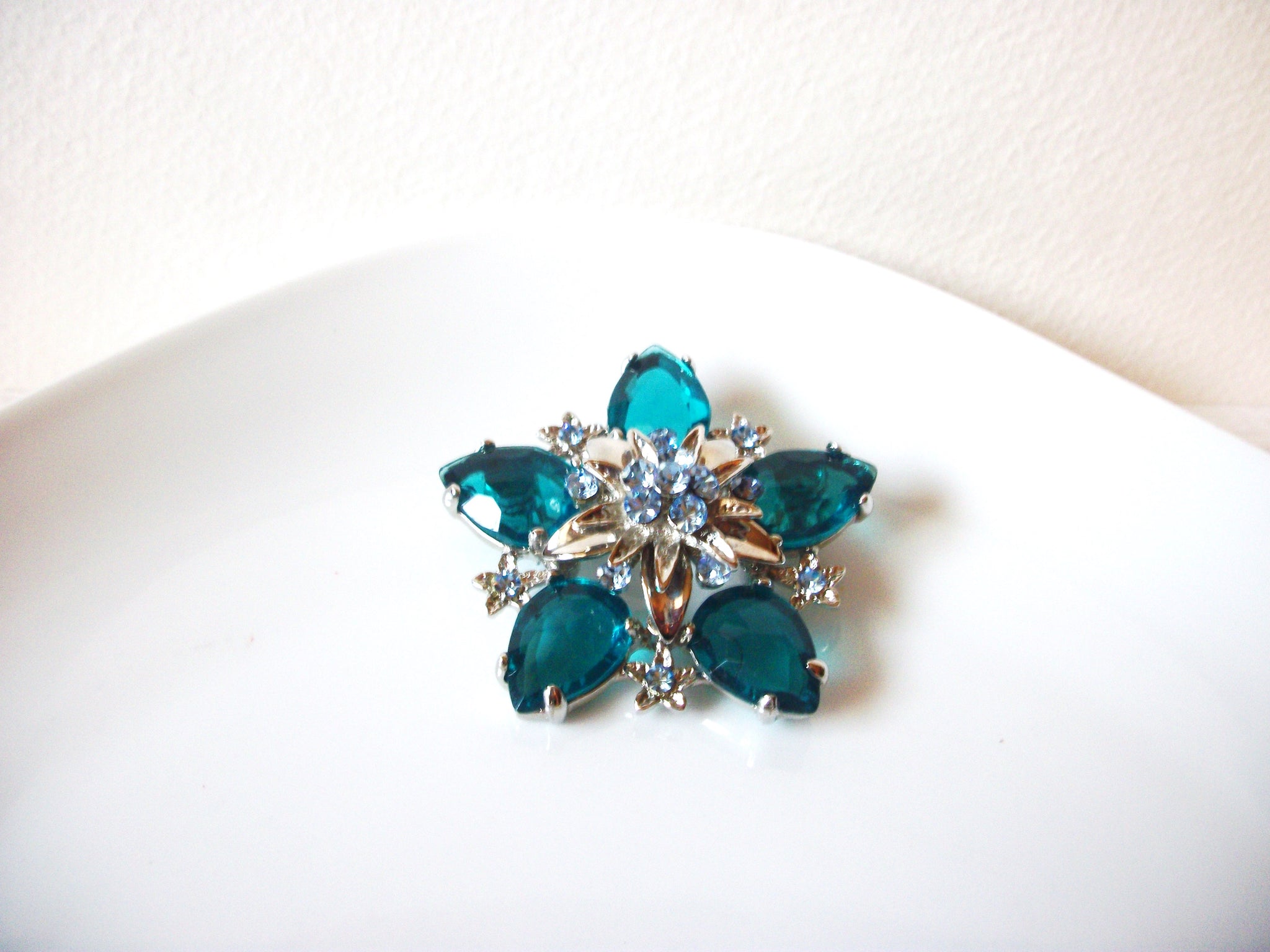 Retro Teal Blue Silver Rhinestone Flower Burst Brooch Pin 81517