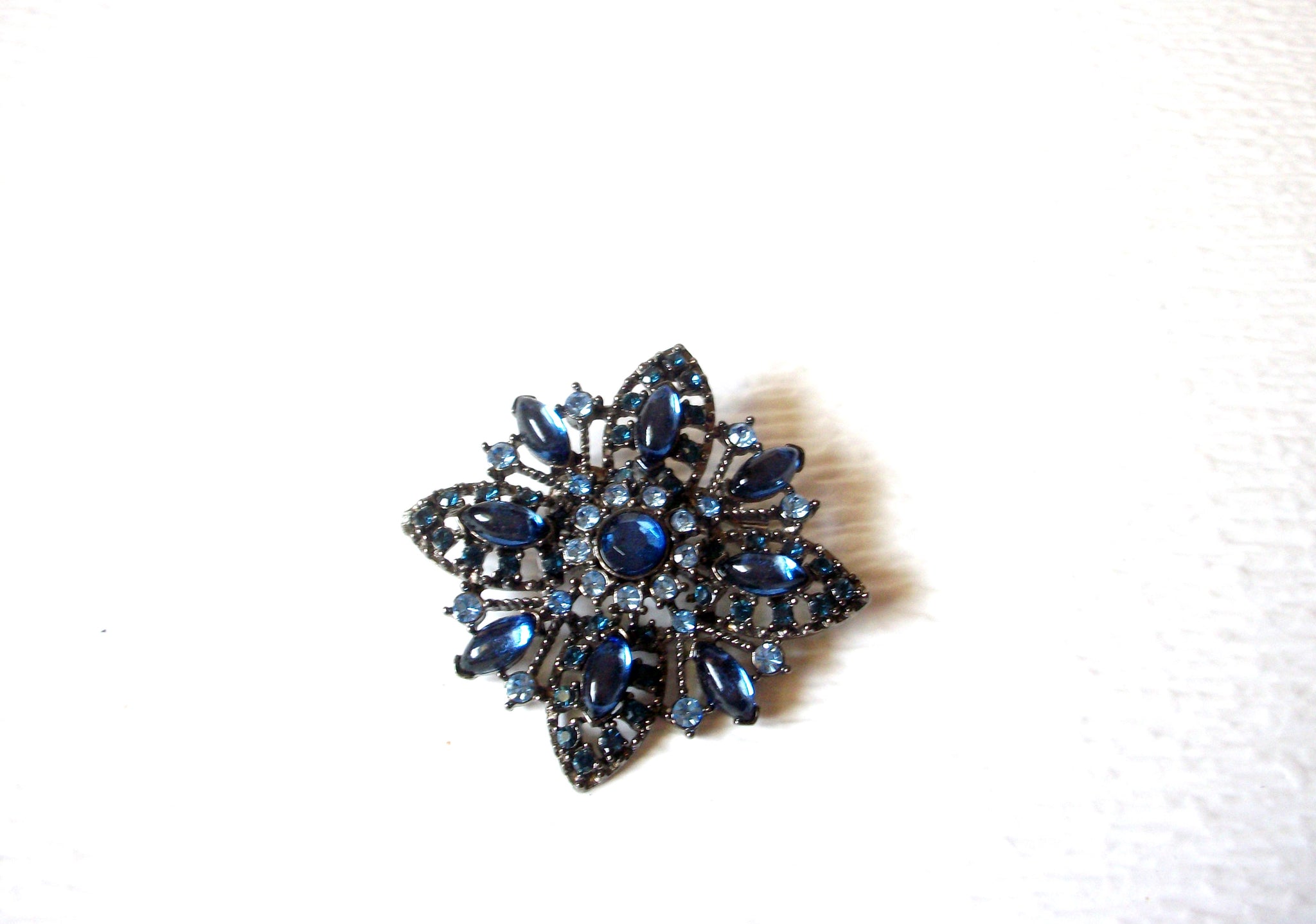 Vintage Snowflake Blue Rhinestone Brooch Pin 91517