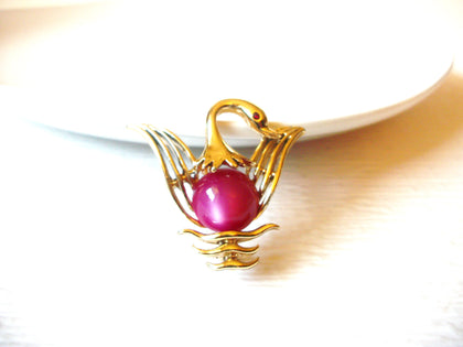 Vintage SWAN Lucite Jelly Belly Brooch Pin 81517