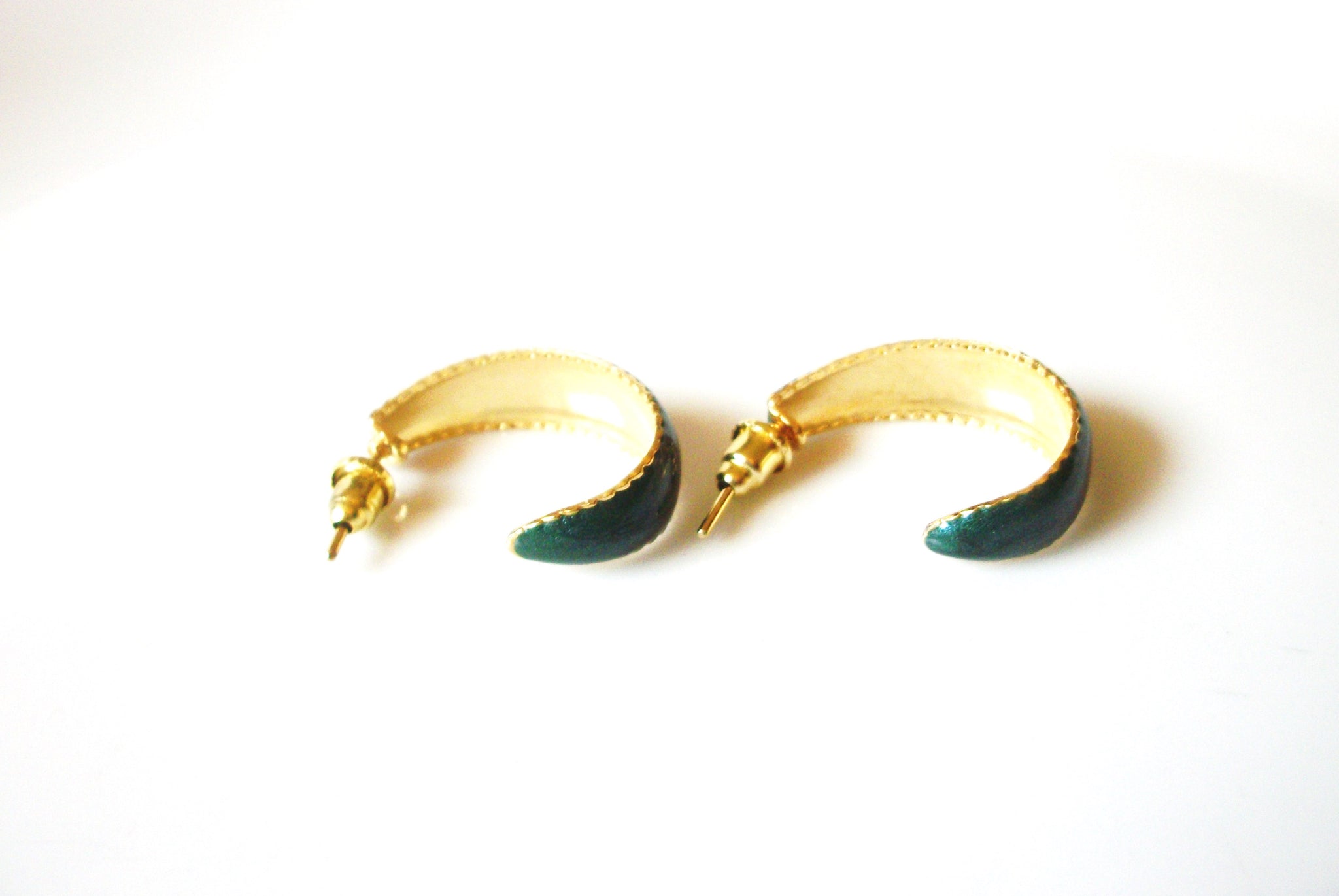 Smaller Retro Enameled Hunter Green Hoop Earrings 80417