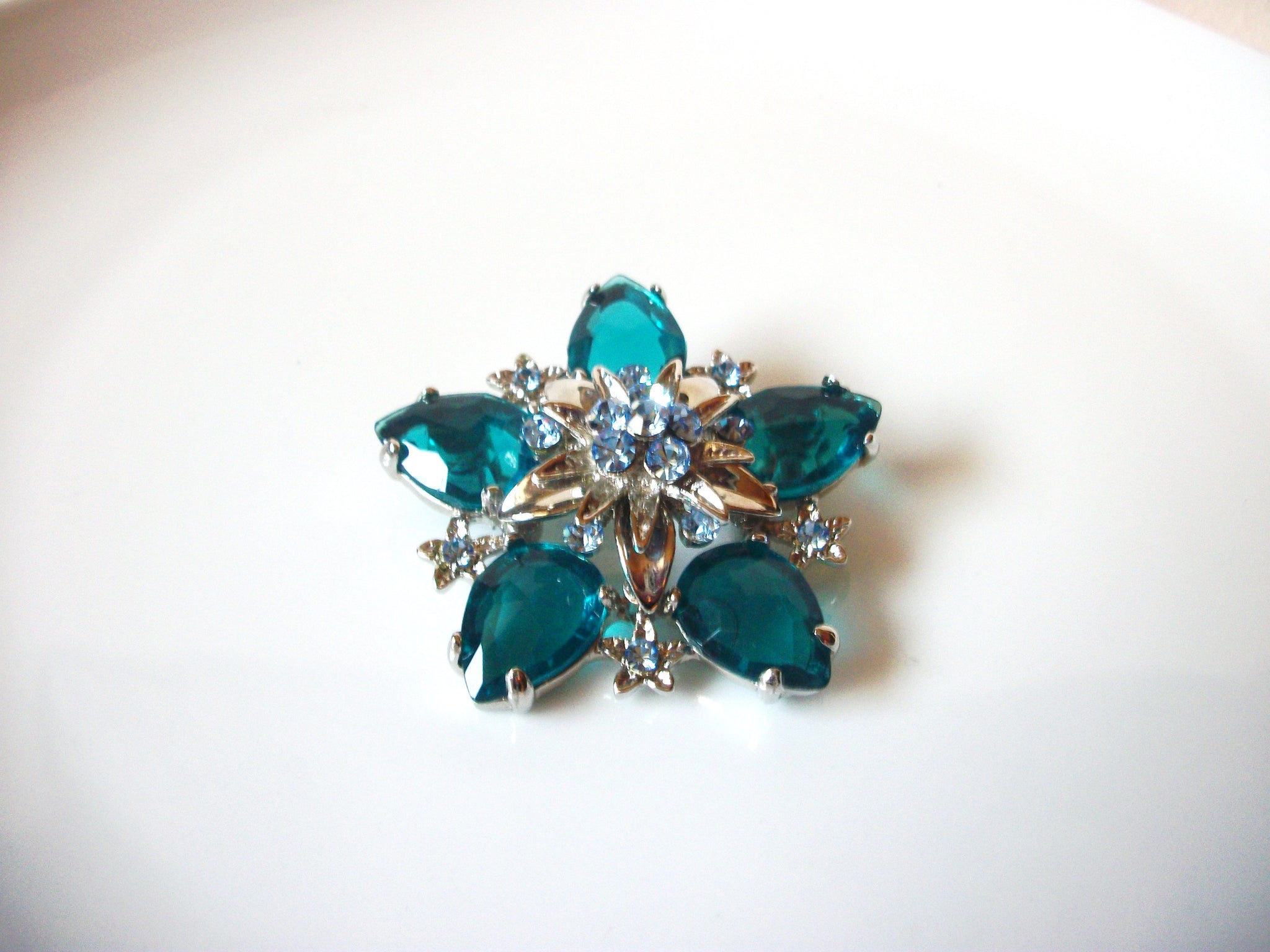 Retro Teal Blue Silver Rhinestone Flower Burst Brooch Pin 81517