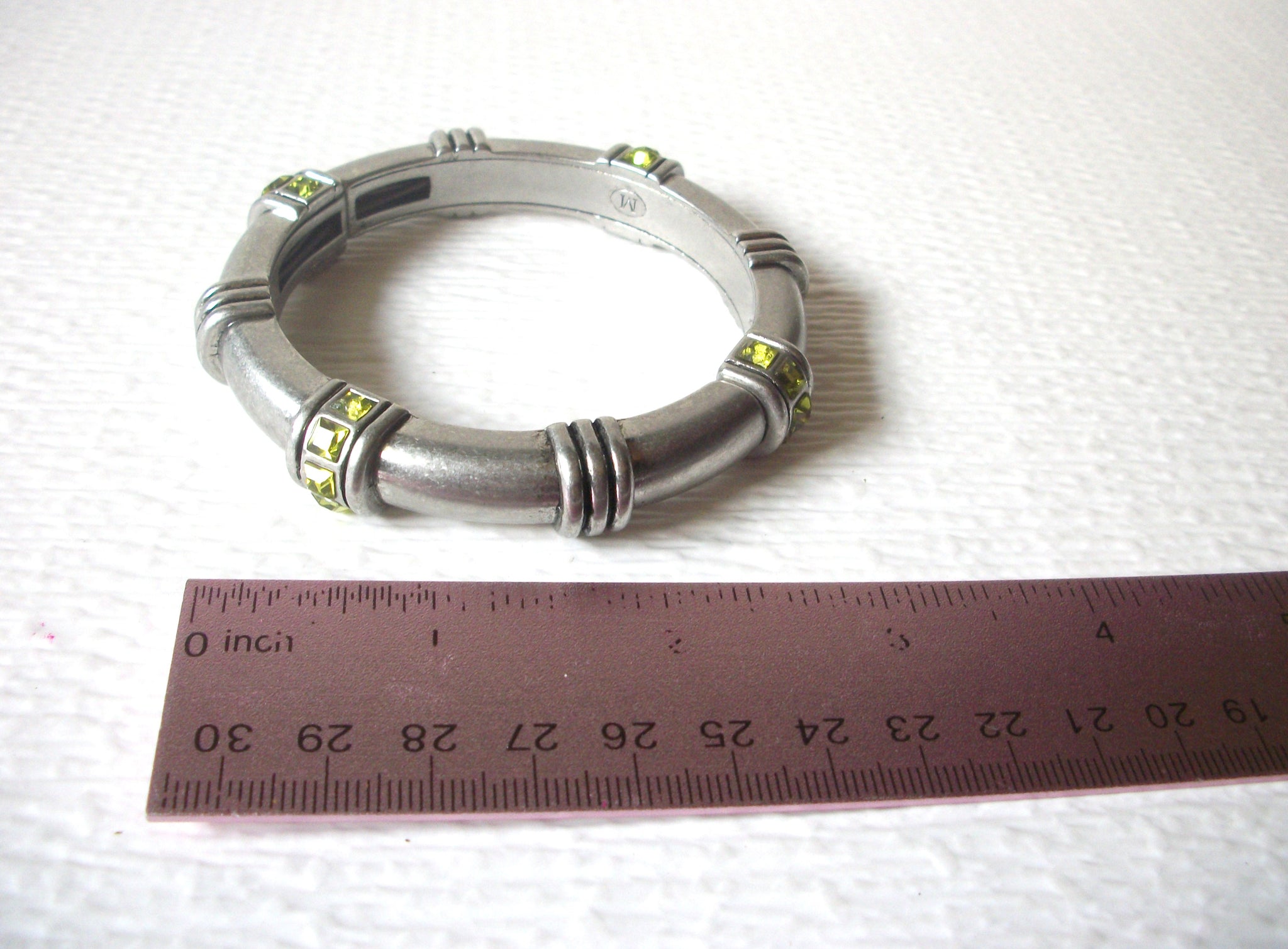 Retro Silver Toned Peridot Rhinestone Stretch Bracelet 92917