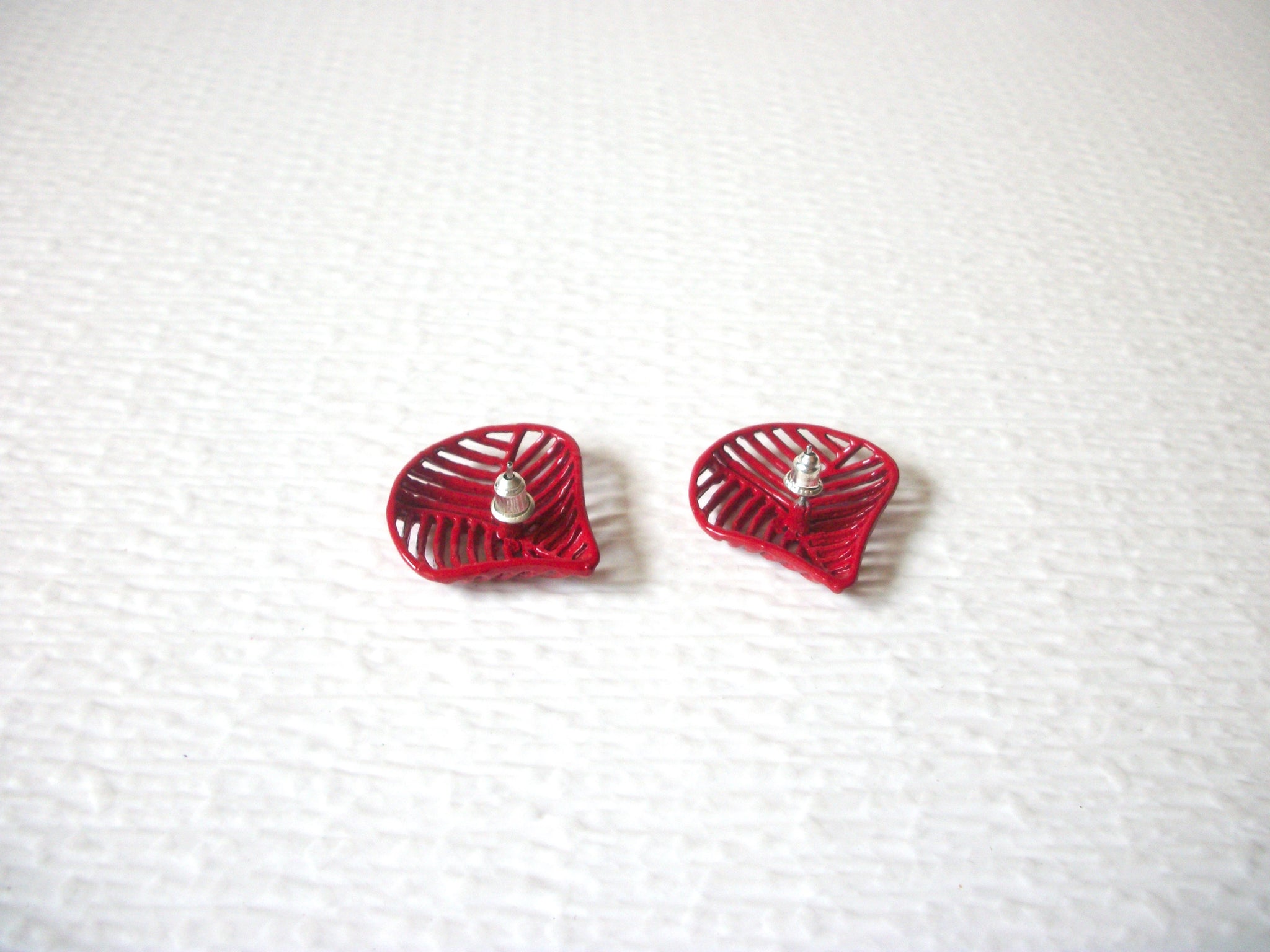 Retro Red Enameled Basket Weave Earrings 91517