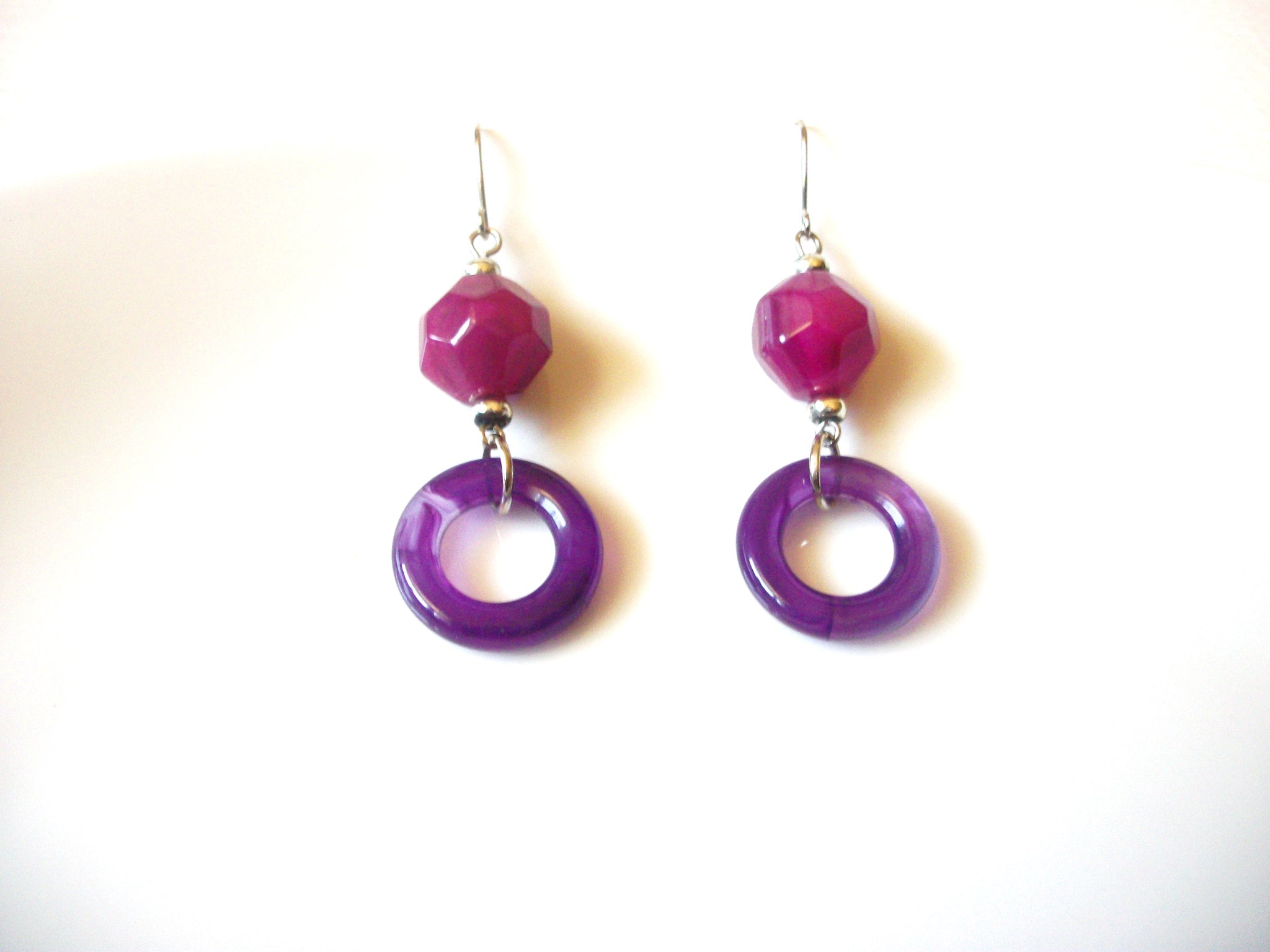 Retro Fuchsia Purple Plastic Dangle Earrings 9216