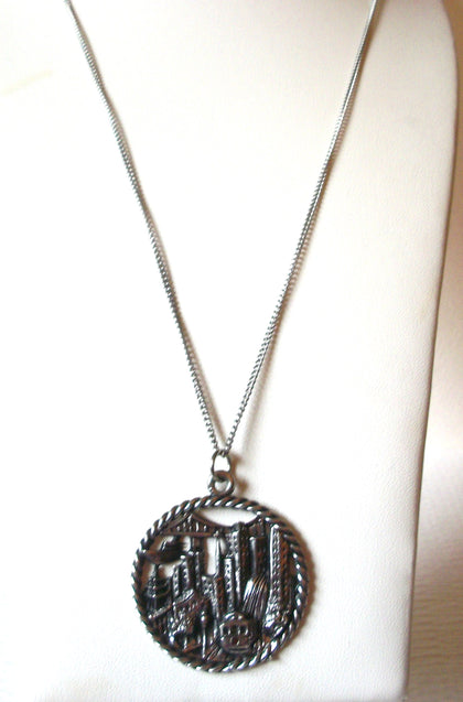 MEL GOLDBERG Vintage Silver Toned Cable Car San Francisco Necklace 123116