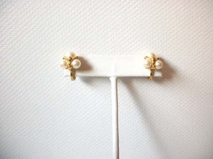 Vintage Small  MONET Faux Pearl Clip On Earrings 92216