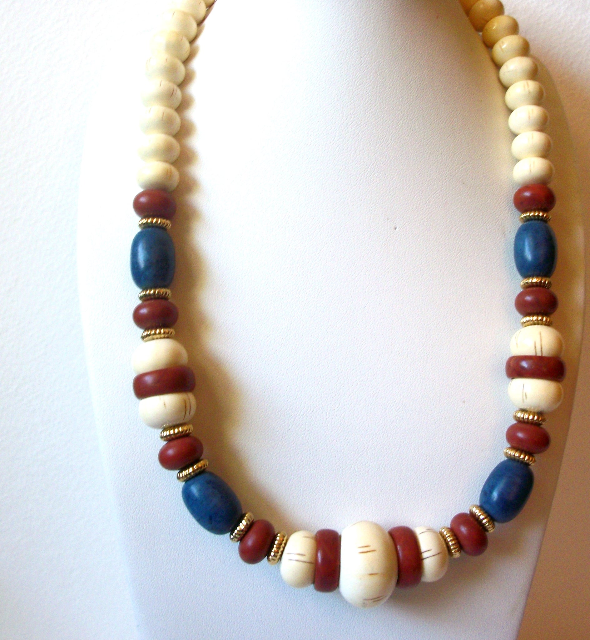 Retro Distressed Beads Southwestern Theme Necklace 121816