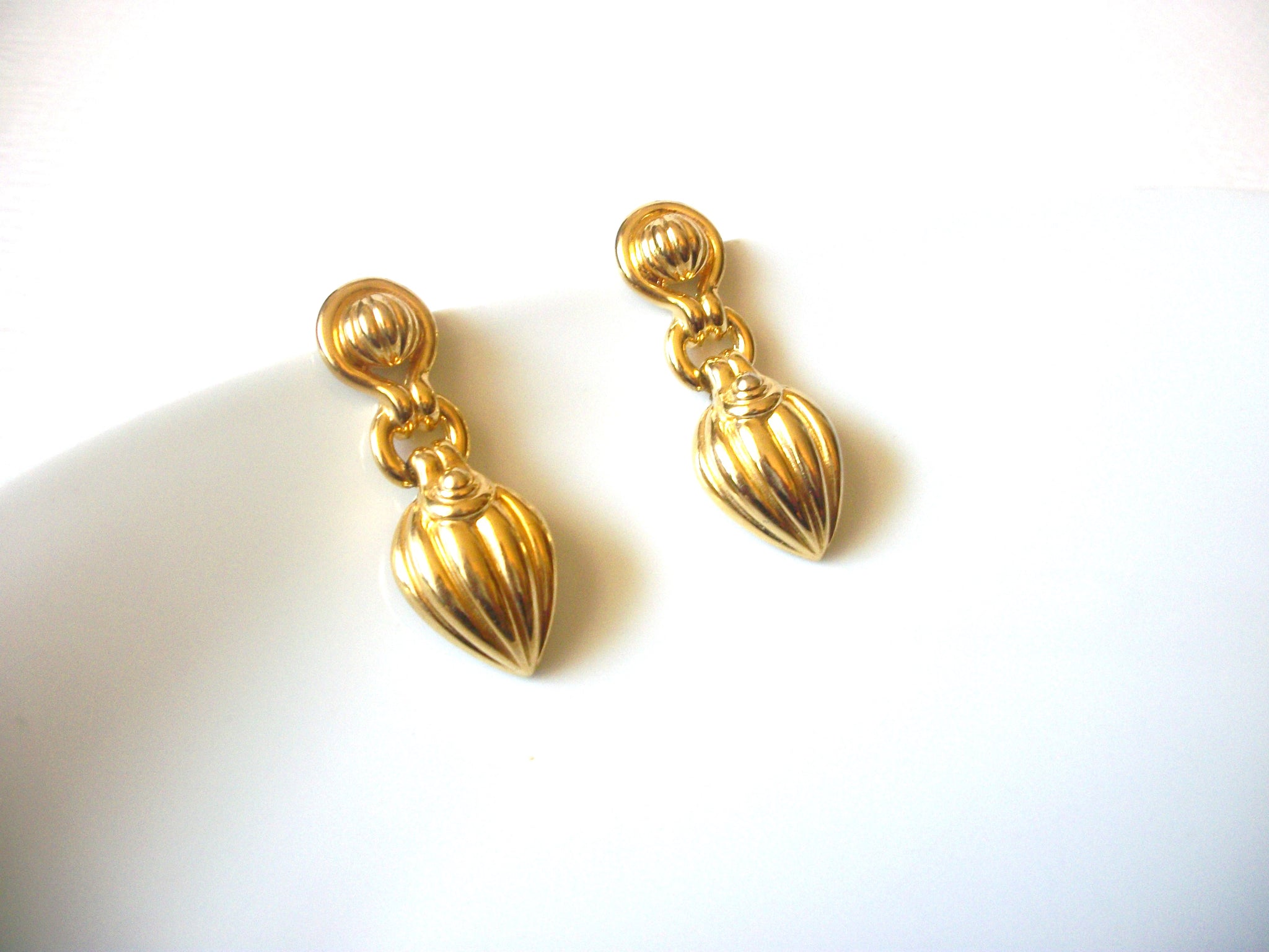 Retro Gold Toned Doorknocker Earrings 9216