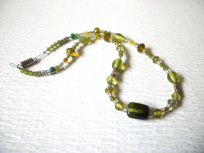 Vintage Green Glass 16" Necklace 123116