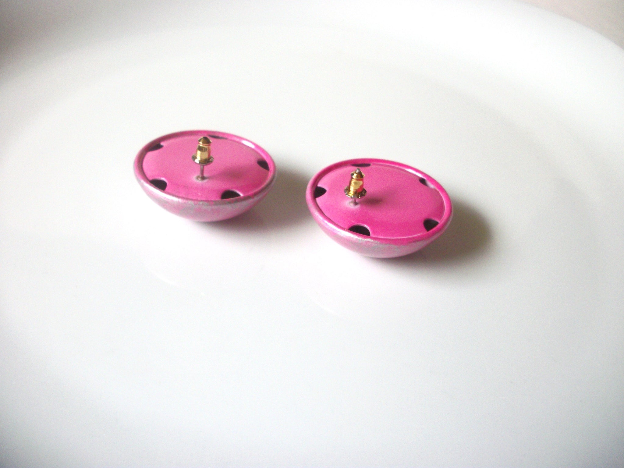 Retro Thick Pink Pale Gray Dome Earrings 92517