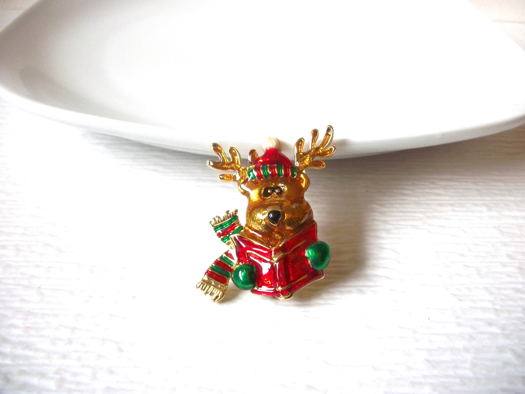 Vintage Christmas Enameled Reindeer Brooch 30717