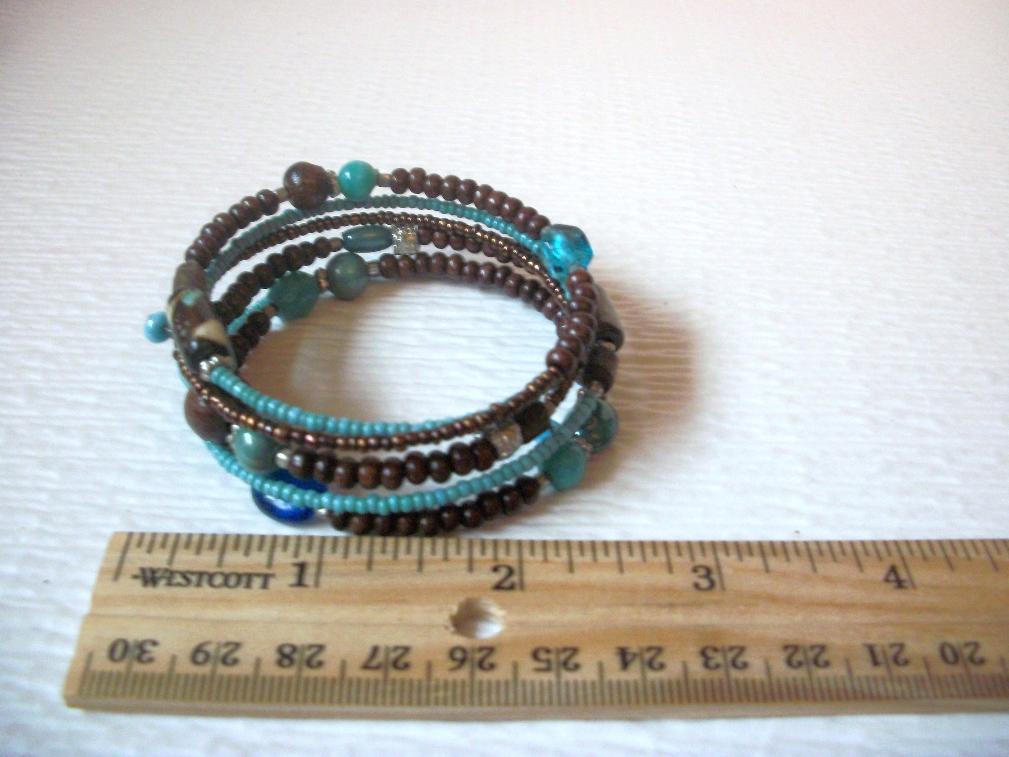 Vintage Bracelet Southwestern Wood Plastic Memory Wire 30417