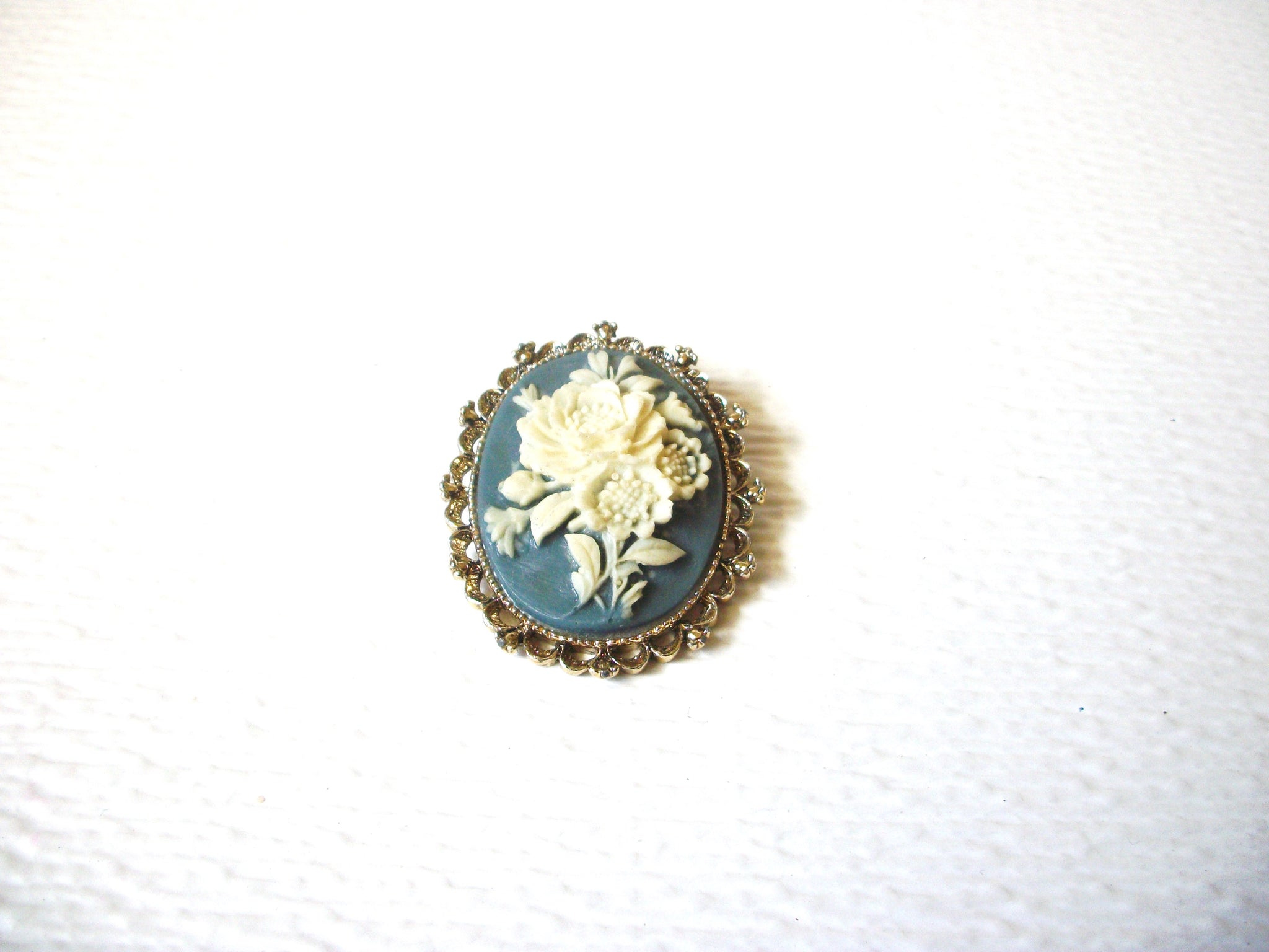 Floral Raised Cabochon Brooch Pin 123020