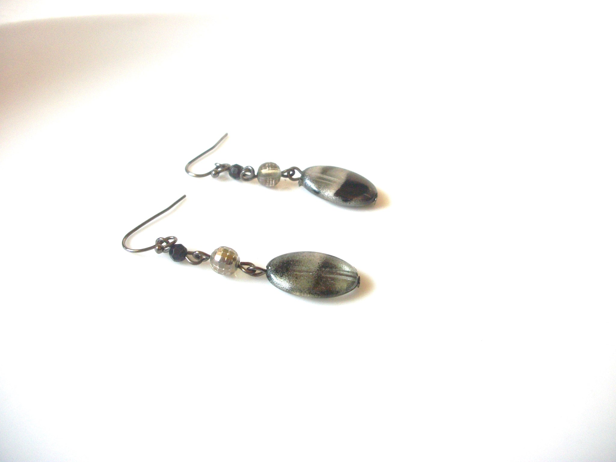 Retro Gray Black Lucite dangle Earrings 92017