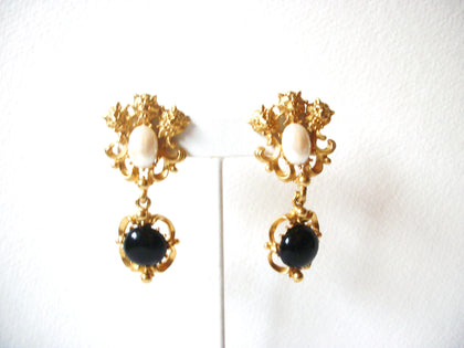 AVON Vintage Baroque Clip On Earrings 81517