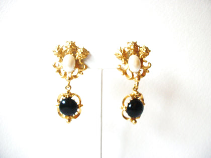AVON Vintage Baroque Clip On Earrings 81517