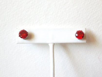 Small Red Rhinestone Stud Earrings 5917