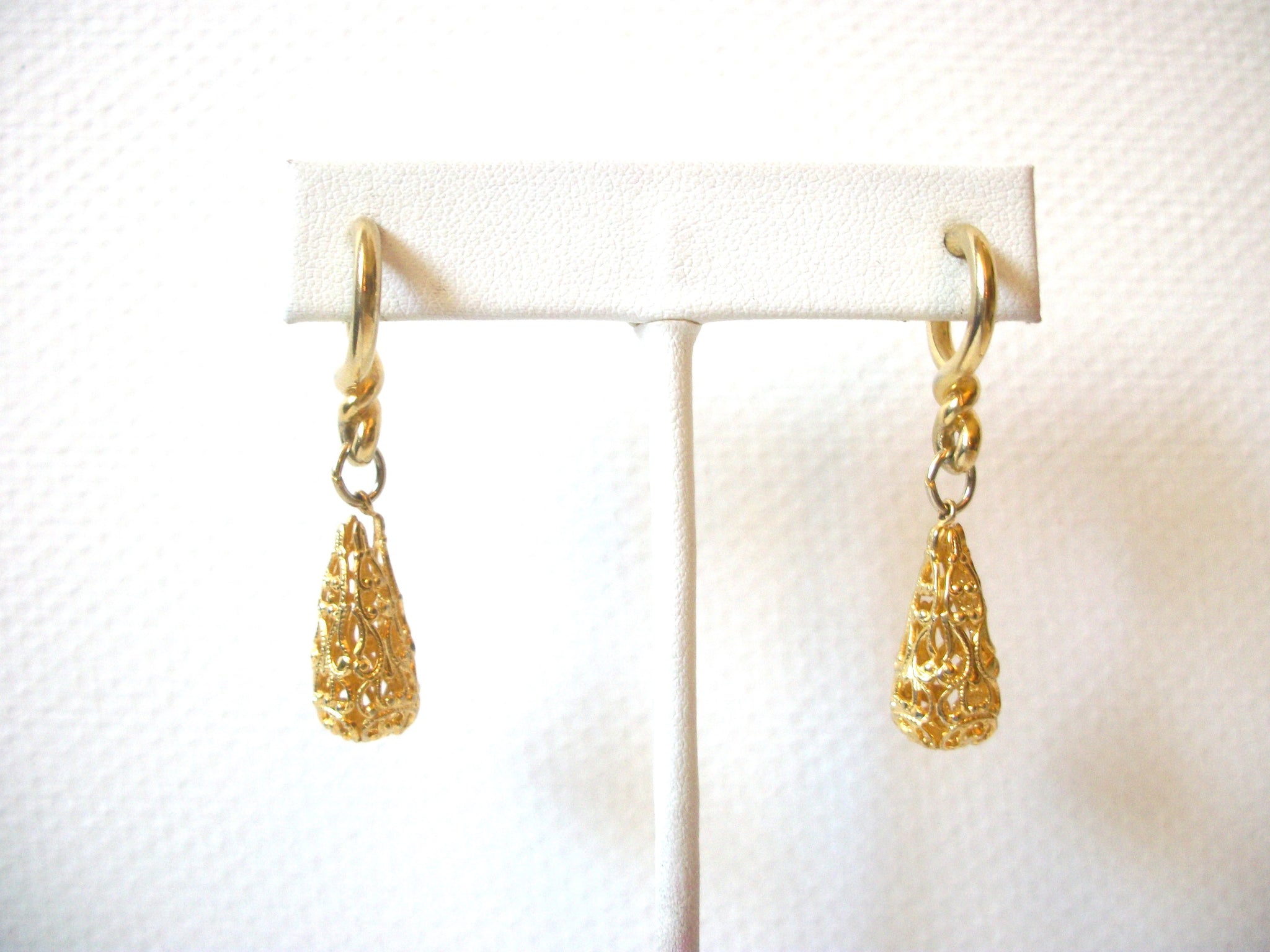 Retro Gold Toned Damask Dangle Earrings 9216