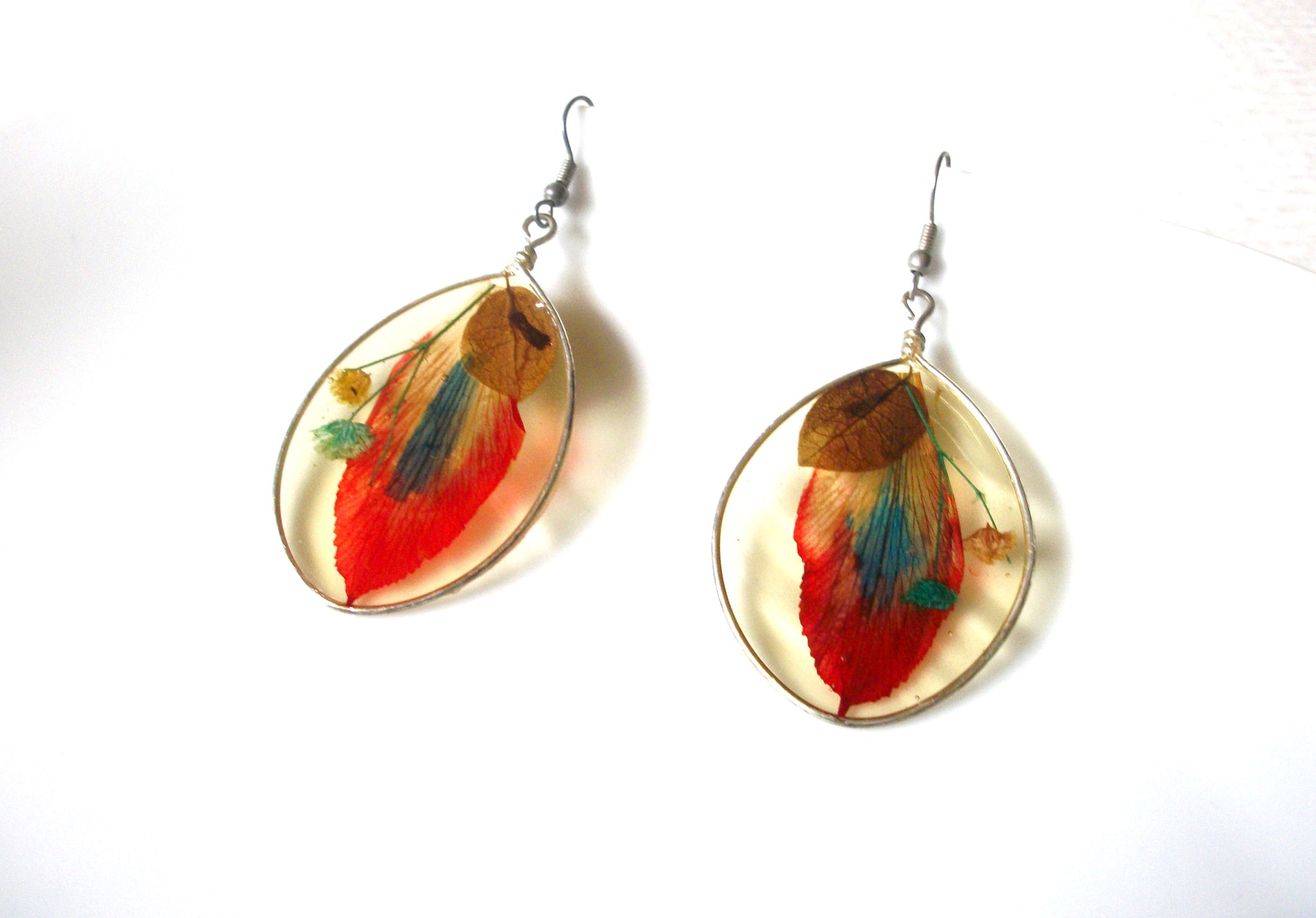 Vintage Pressed Flower Leaves Glass Dangle Earrings 92816