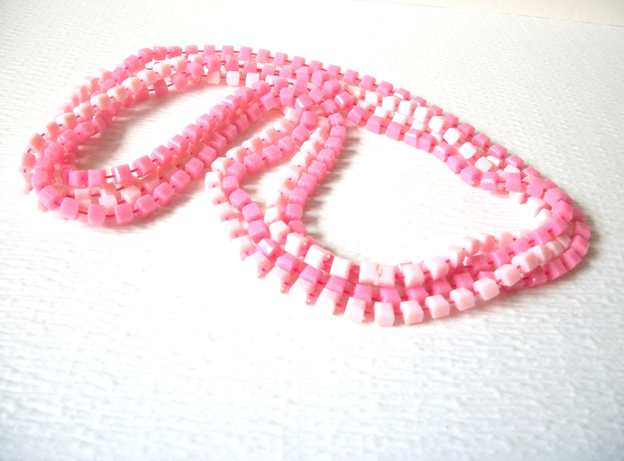 Shades Of Pink Cube Plastic 52 Inch Necklace 70416