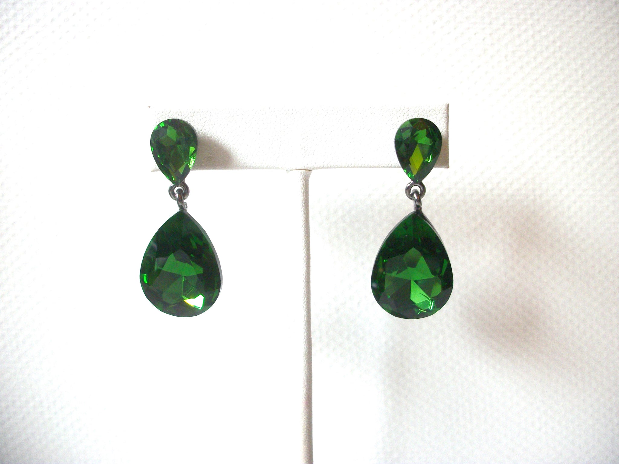 Retro Faceted Glass Green Teardrop Dangle Earrings 9216