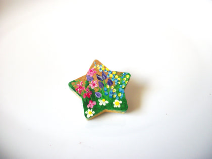 Vintage Hand Painted Flower Wood Brooch Pin 121816