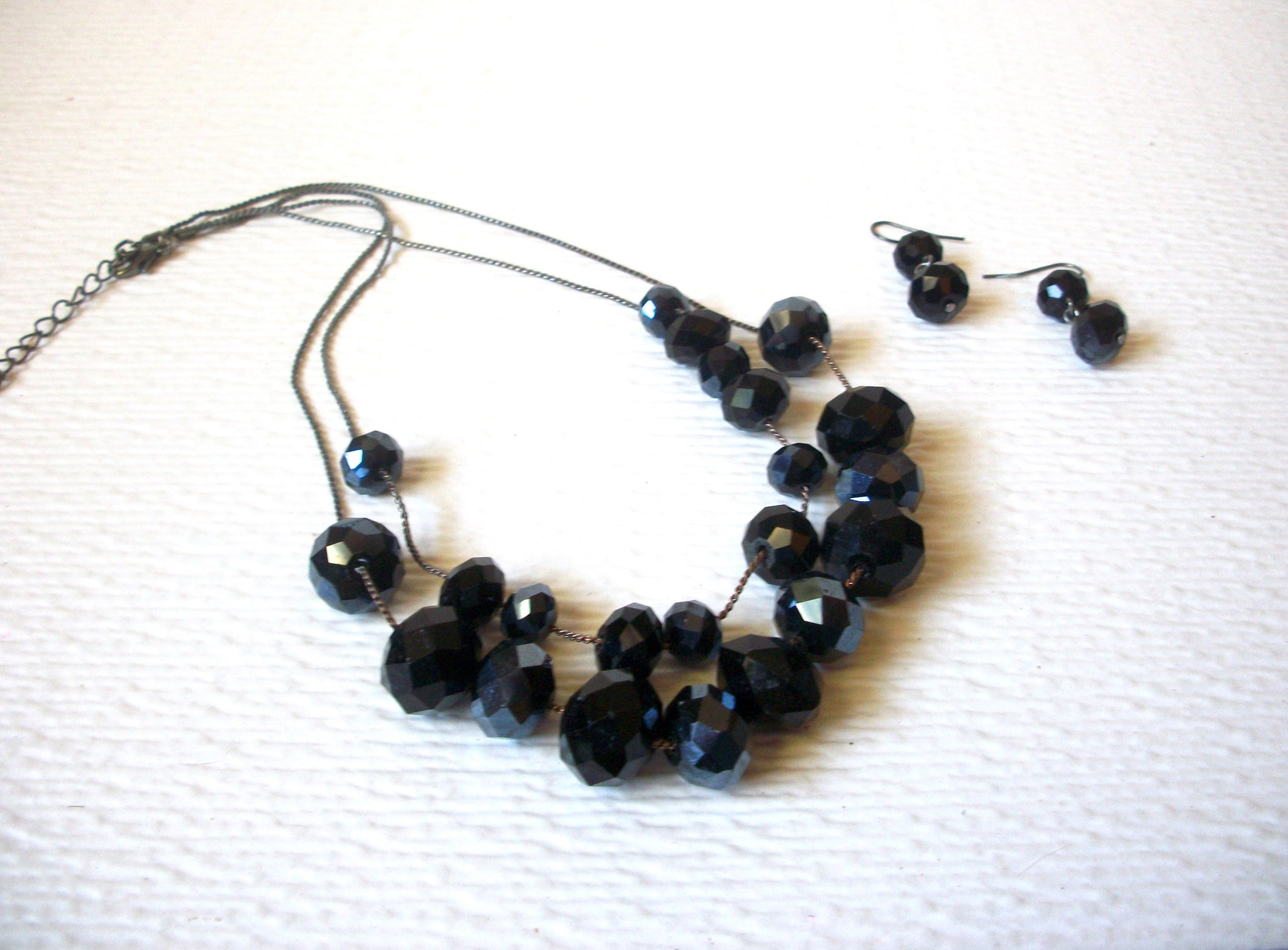 Retro Black Czech Glass Necklace Earrings Set 010121