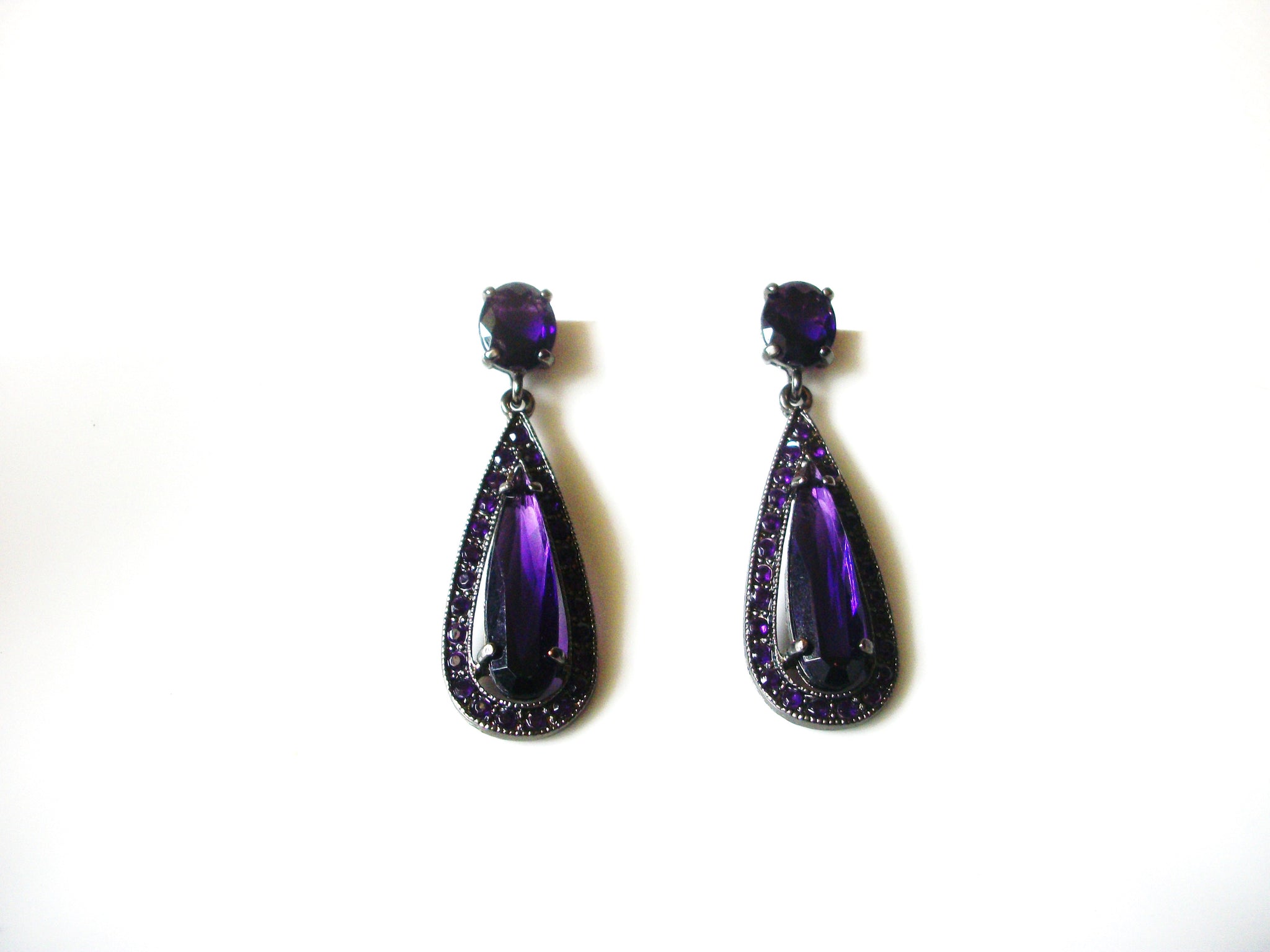 Victorian Dark Metal Purple Dangle Earrings 92816