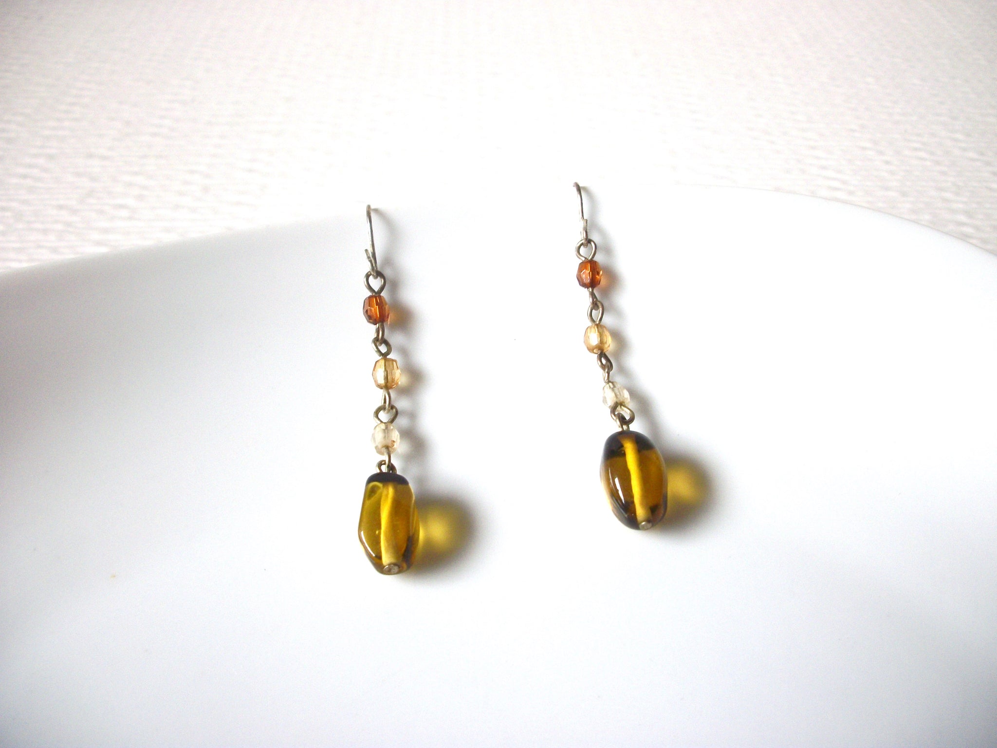 Vintage Gold Toned Glass Dangle Earrings 123116