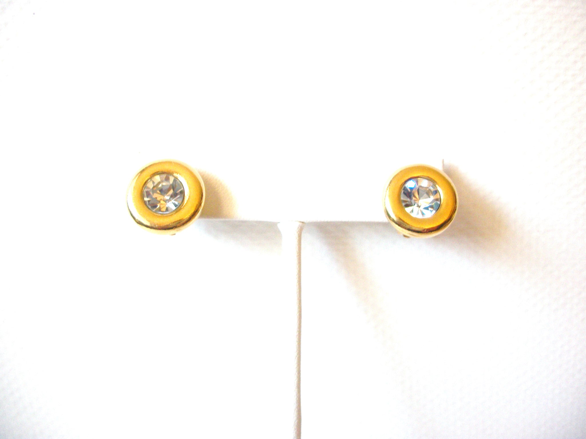 AVON Vintage Small Gold Toned Round Clear Rhinestone Stud Earrings 92216
