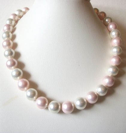 Vintage Shorter Length Pastel Glass Pearl Necklace 70416