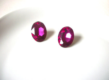 Vintage DIVA Fuchsia Faceted Oval Glass Earrings 30717