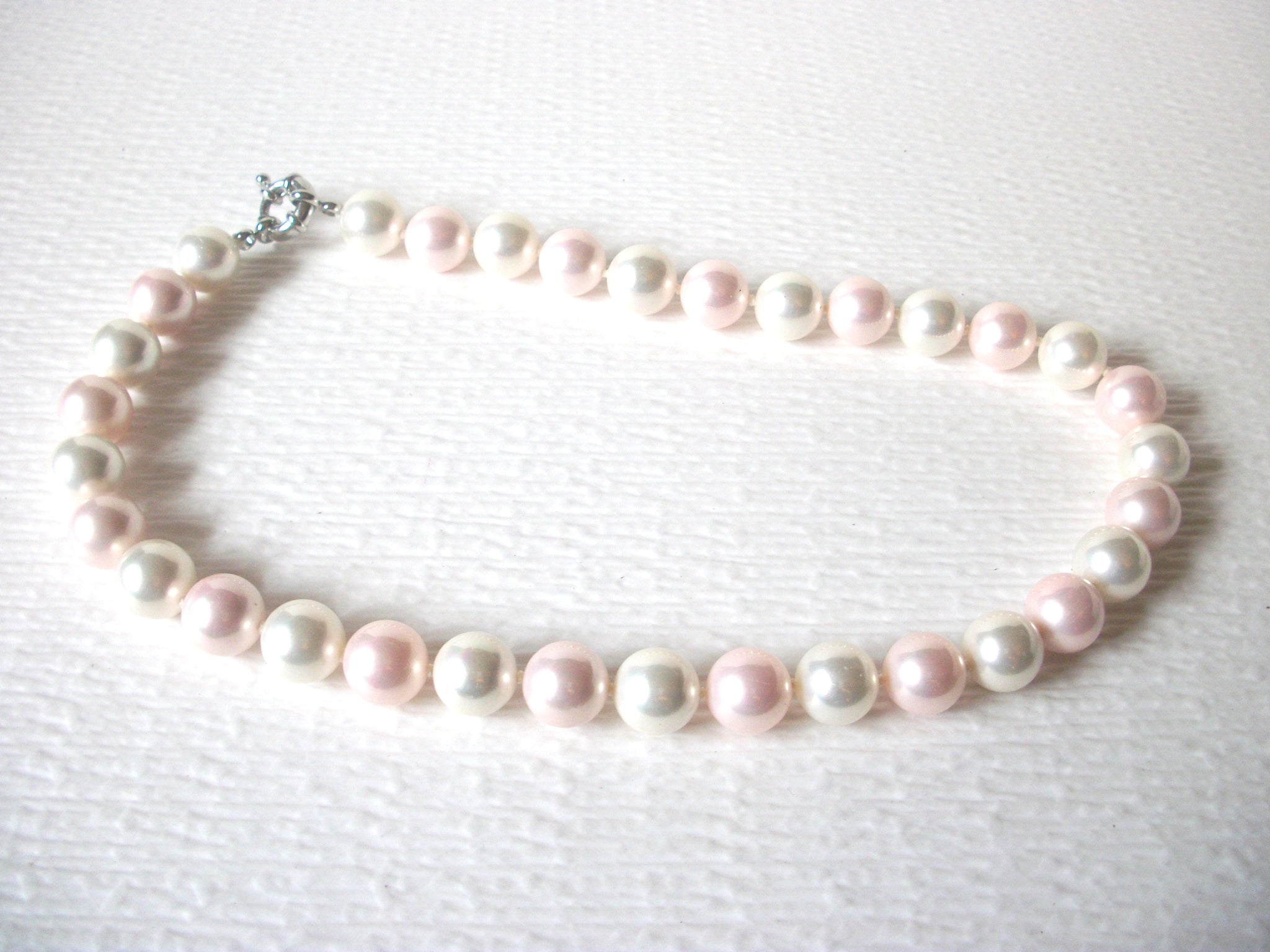 Vintage Shorter Length Pastel Glass Pearl Necklace 70416