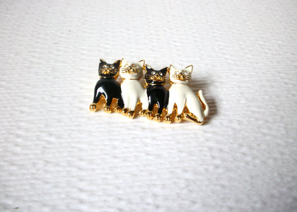 Adorable Kittens In A Row Brooch Pin 122620