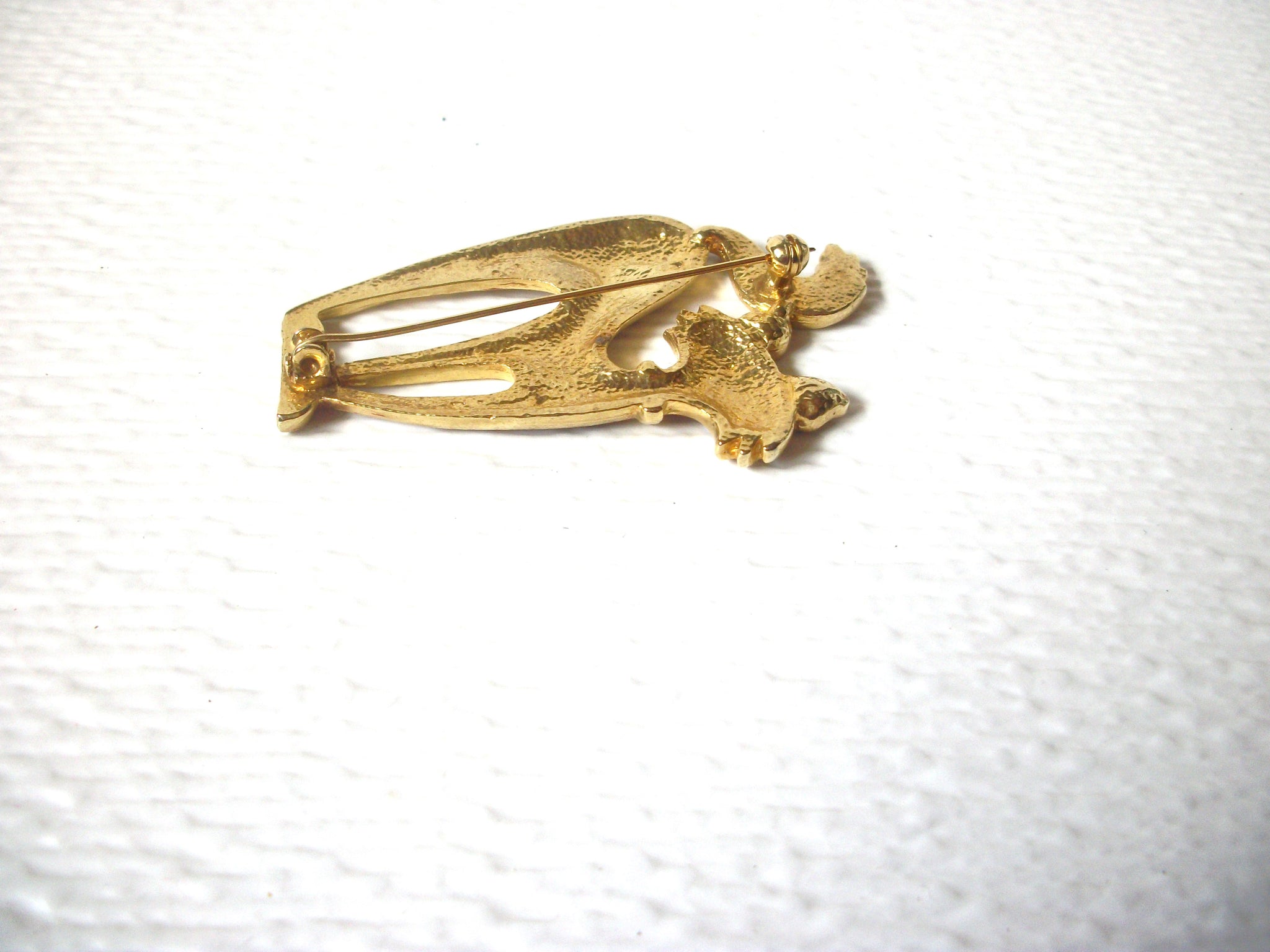Vintage Sassy Gold Toned Maroon Cat Brooch Pin 122420