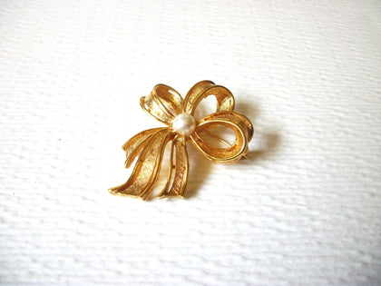 AVON Vintage Ribbon Faux Pearl Brooch Pin 122620