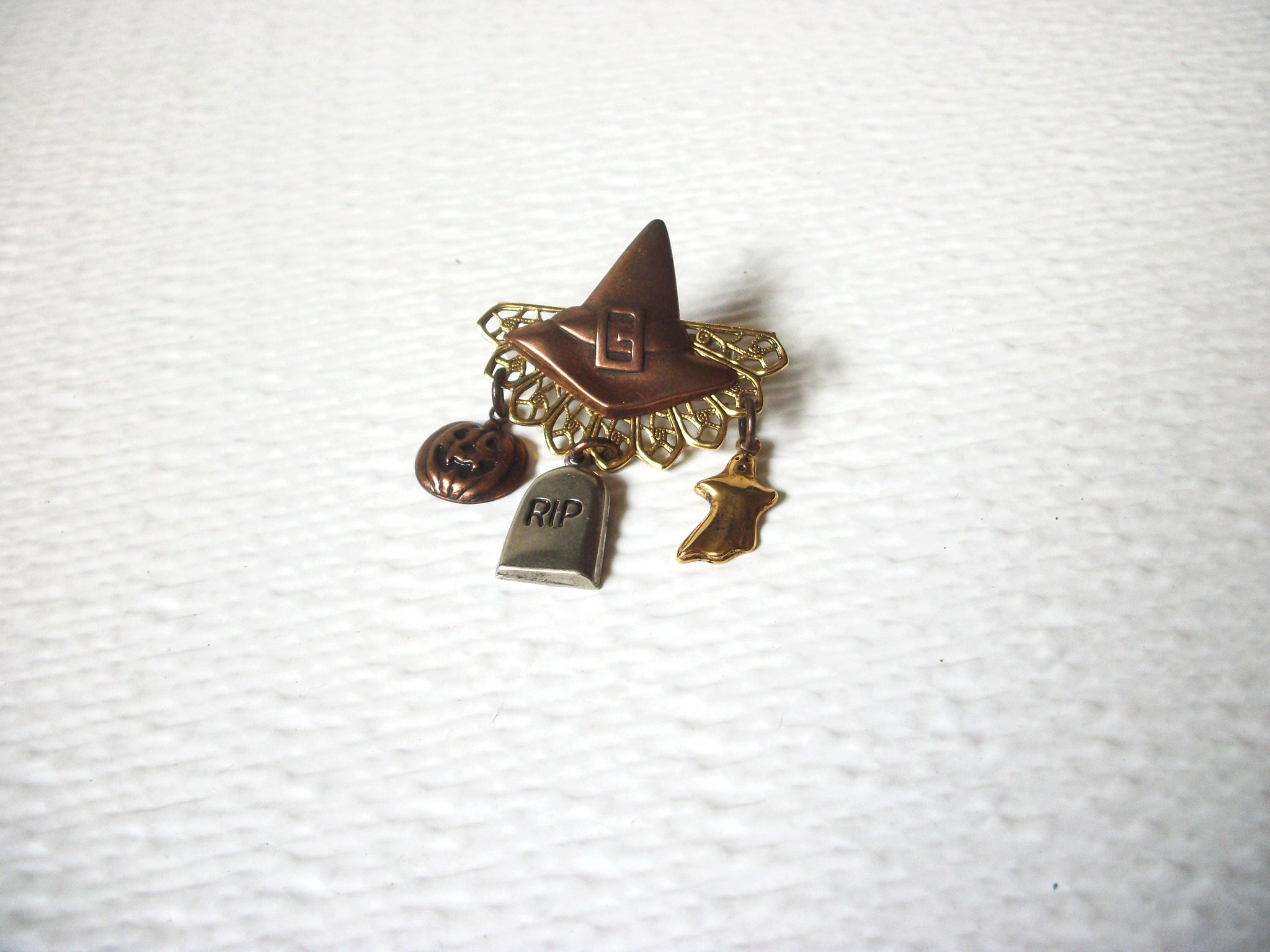 Halloween Spooky Charms Vintage Brooch Pin 122620 A