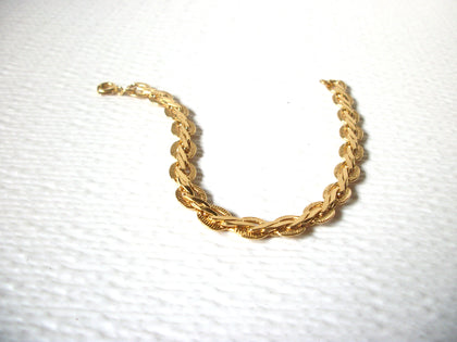 Gold Toned Link Chain Vintage Bracelet 122620