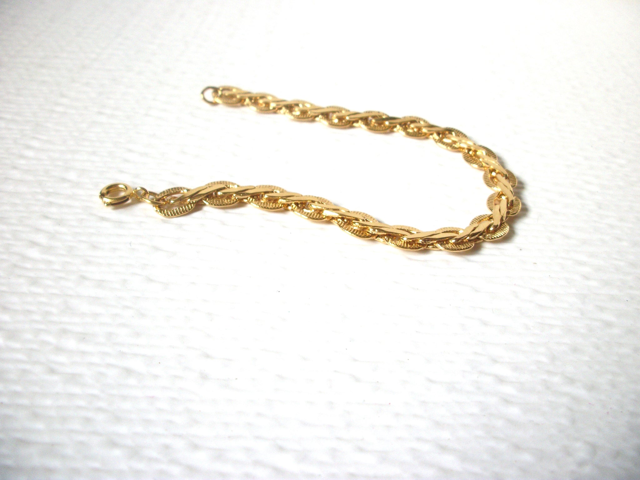 Gold Toned Link Chain Vintage Bracelet 122620
