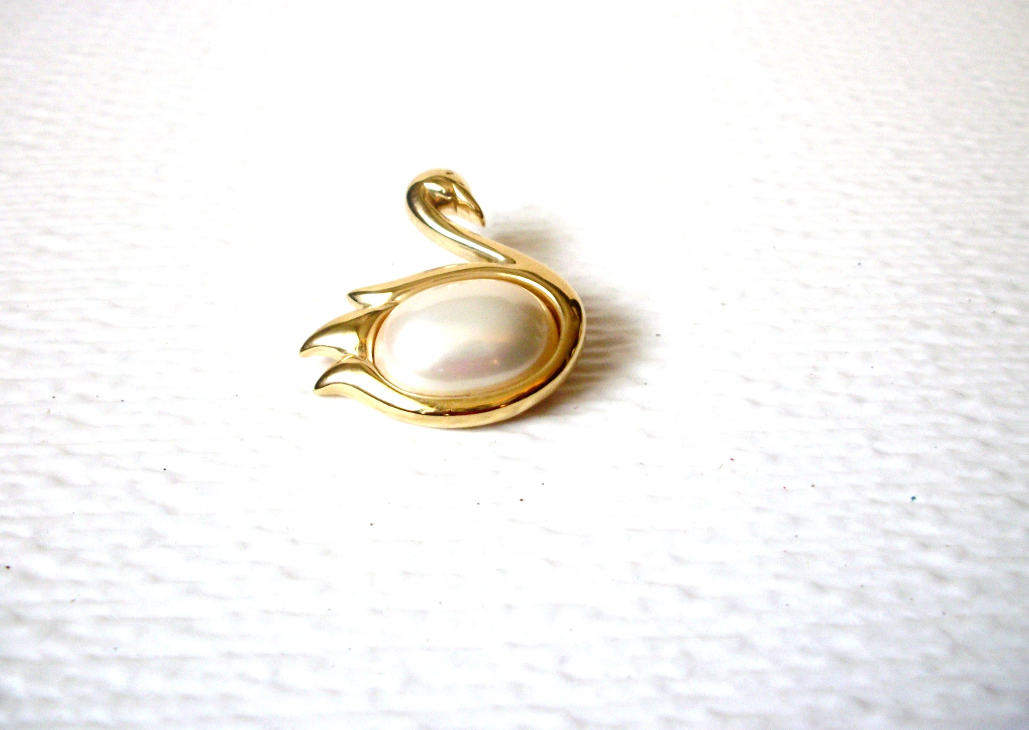 TRIFARI Gold Toned Swan Glass Pearl Brooch Pin 122720