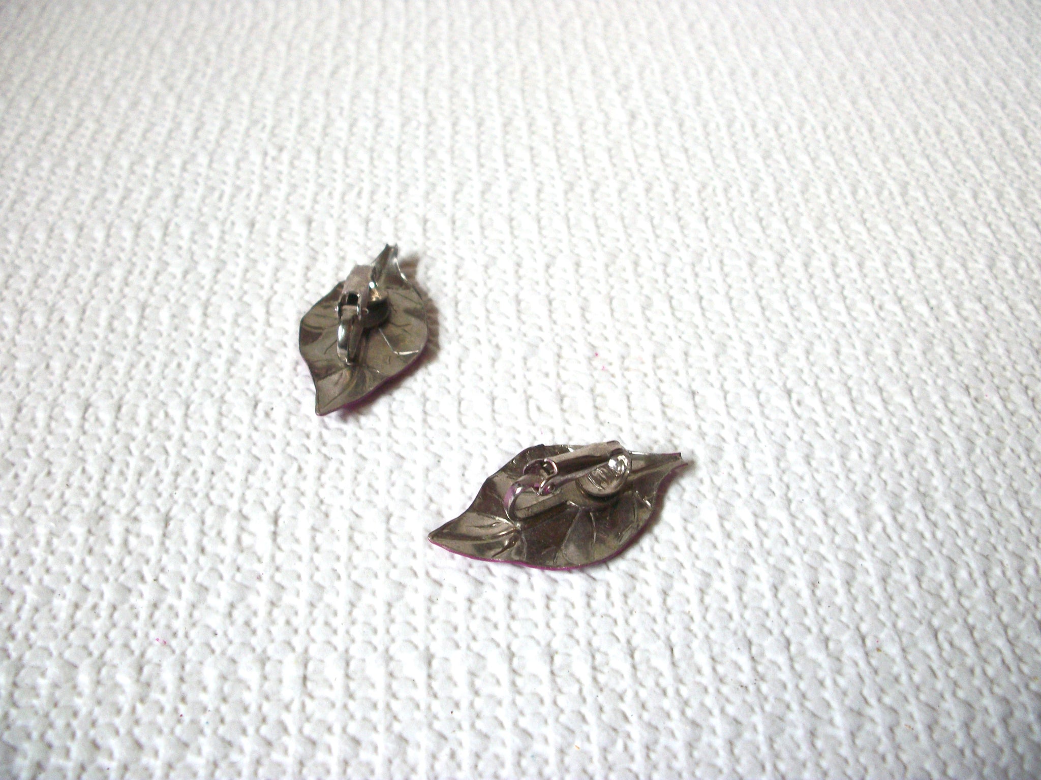 Retro Fuchsia Purple Leaf Earrings 101720