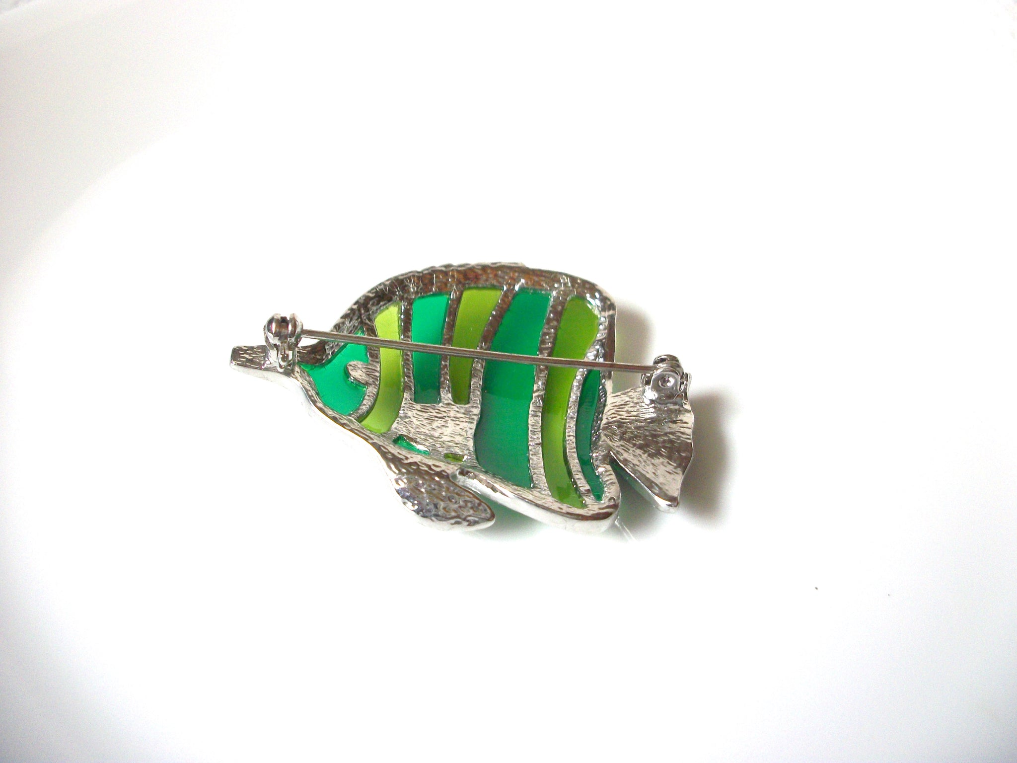 Vintage Green Glass Tropical Fish Brooch Pin 101820