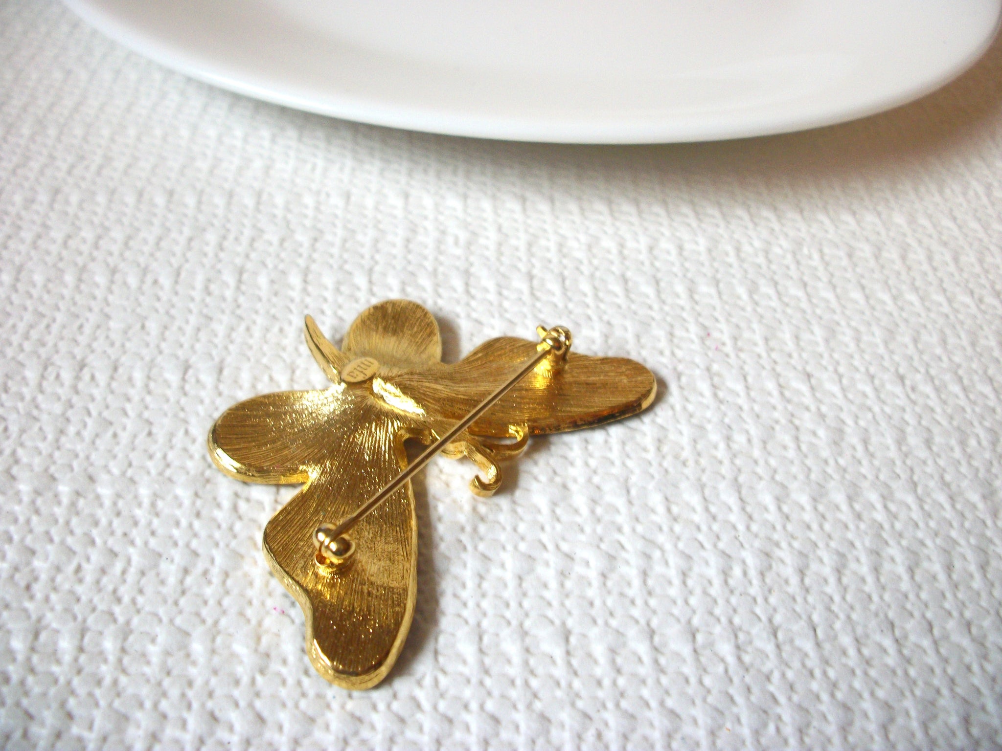 MFA Vintage Butterfly Brooch Pin 101920