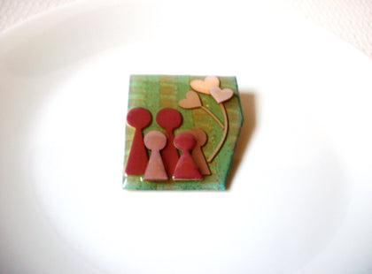LUCINDA Little People Glitter Love Brooch Pin 102020