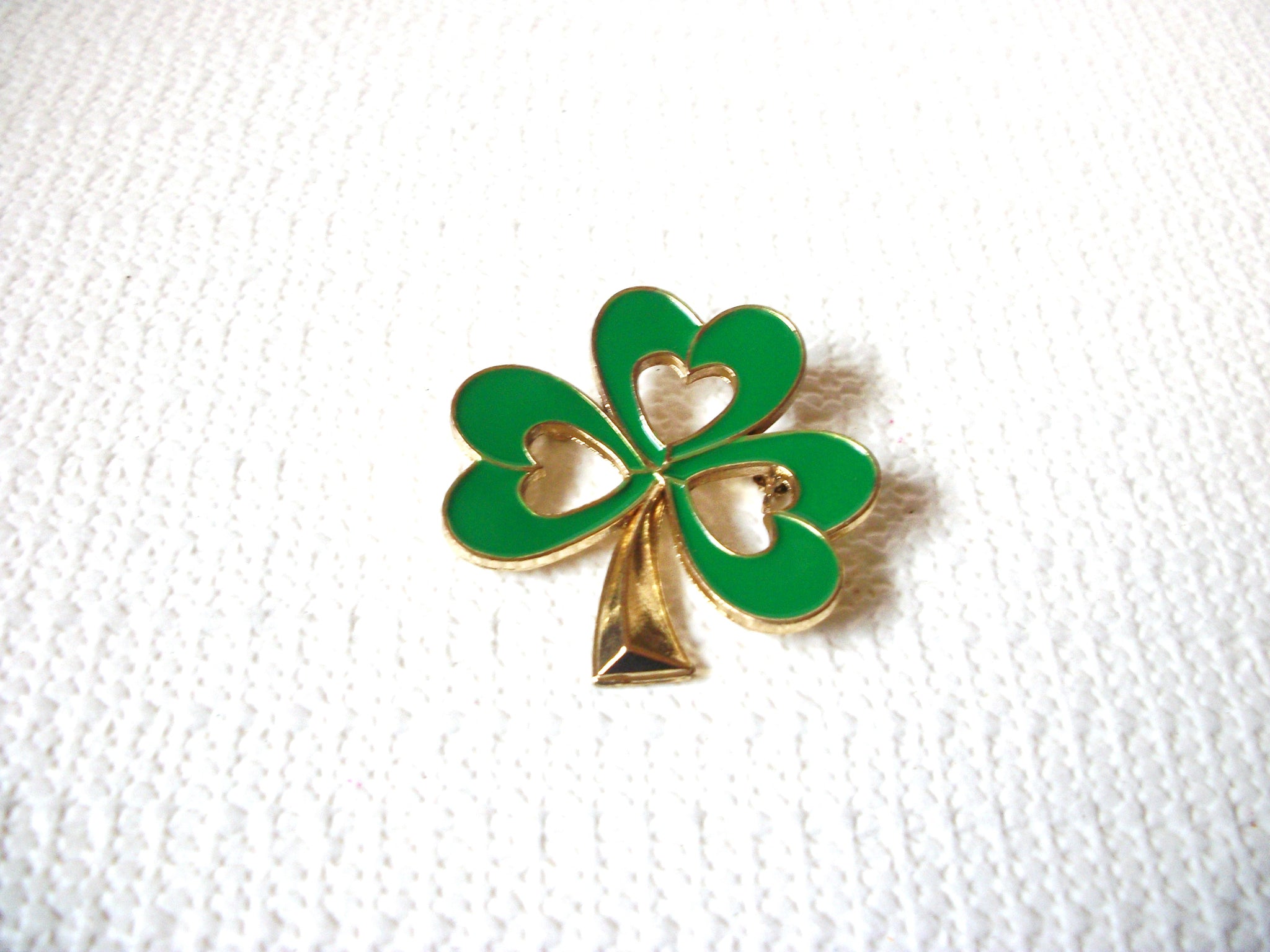 Vintage Clover Shamrock Brooch Pin 71218S