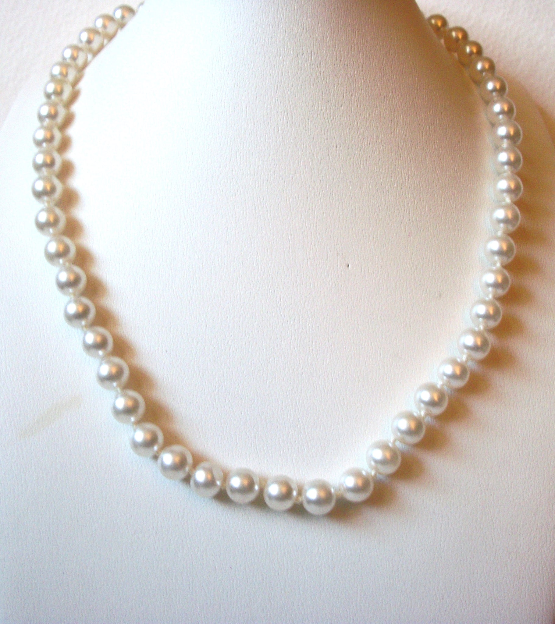 Vintage Glass Pearl Necklace 71218S