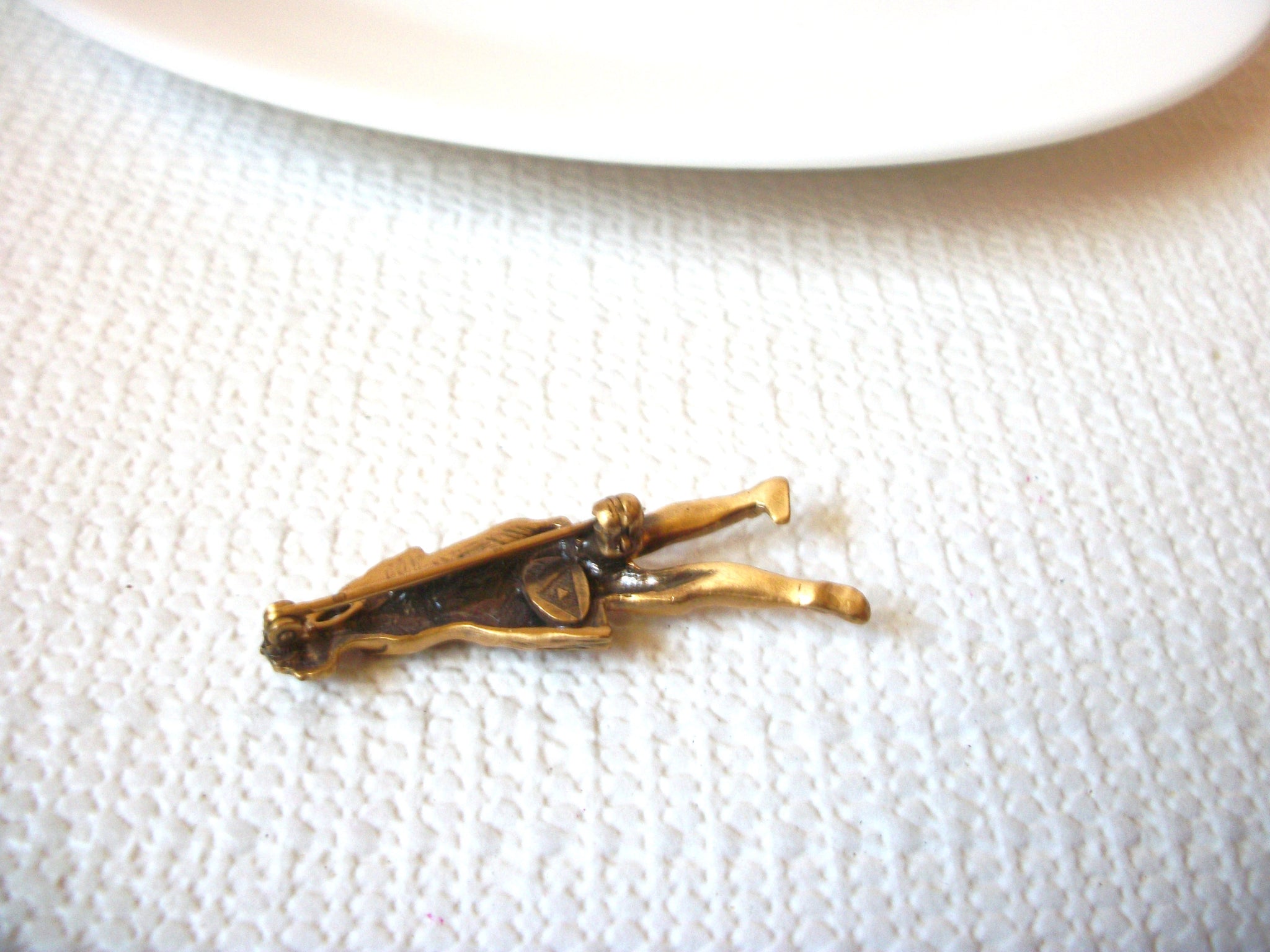 Vintage BRASS Figural Child Girl Brooch Pin 71218S