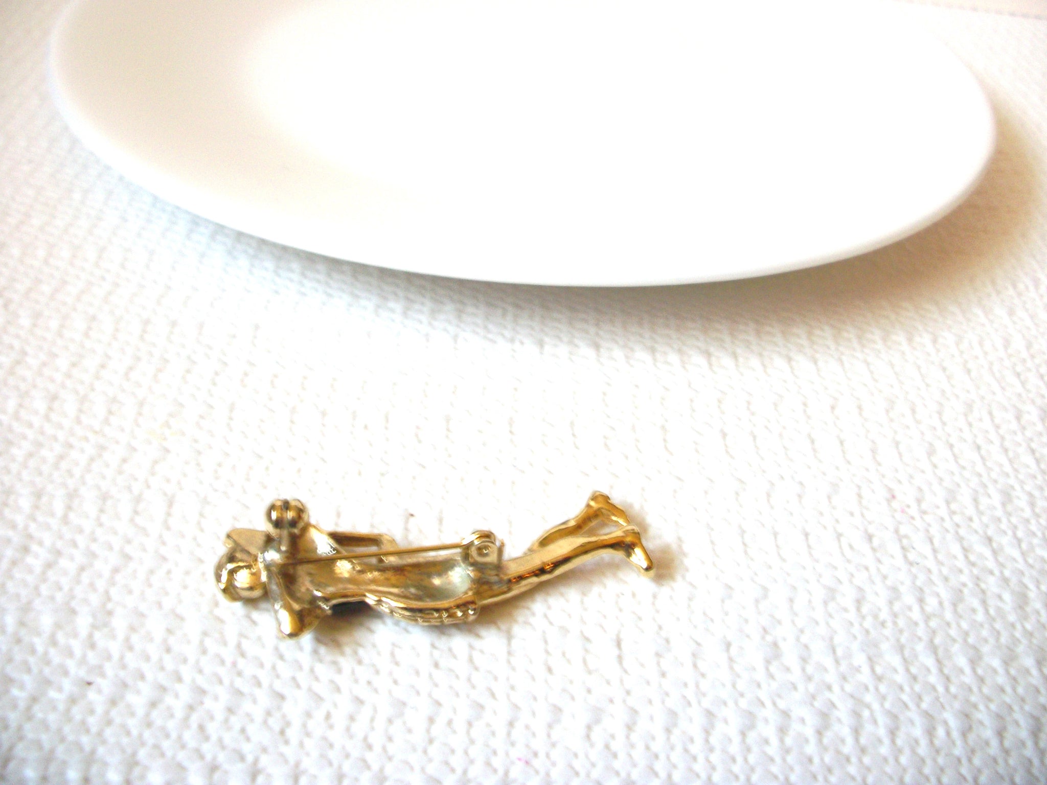 Vintage Gold Toned Enameled Golfer Girl Pin 71218D