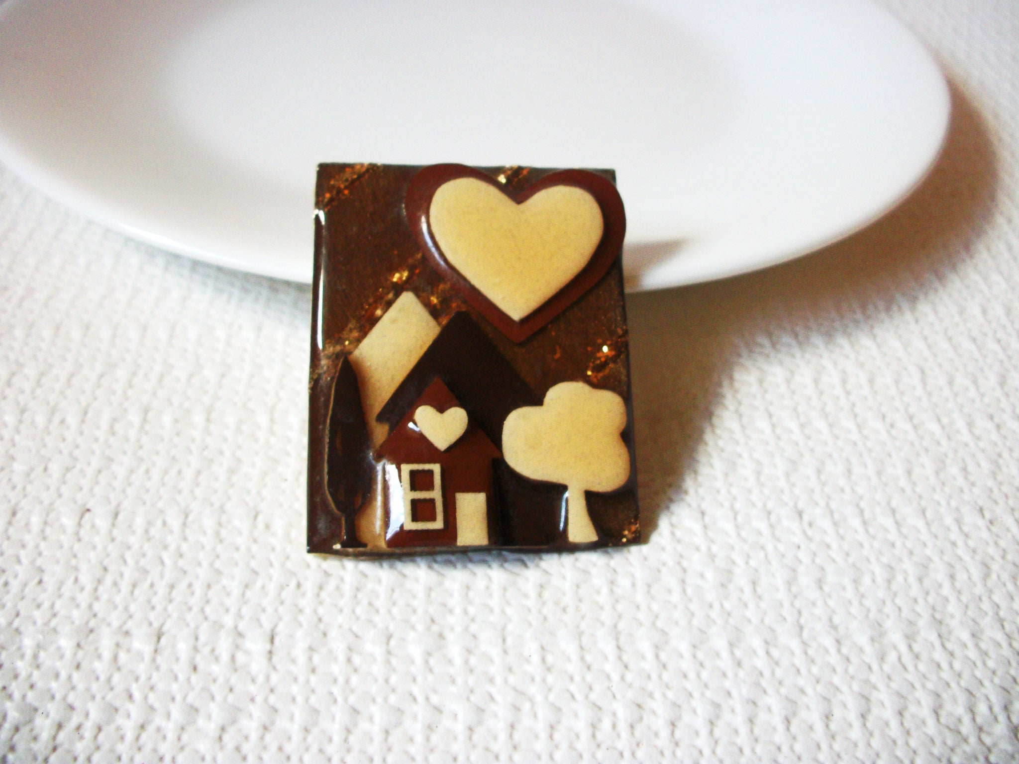 Vintage House Pins By Lucinda Brown Cream Beige Pretty Home Pin 71218D